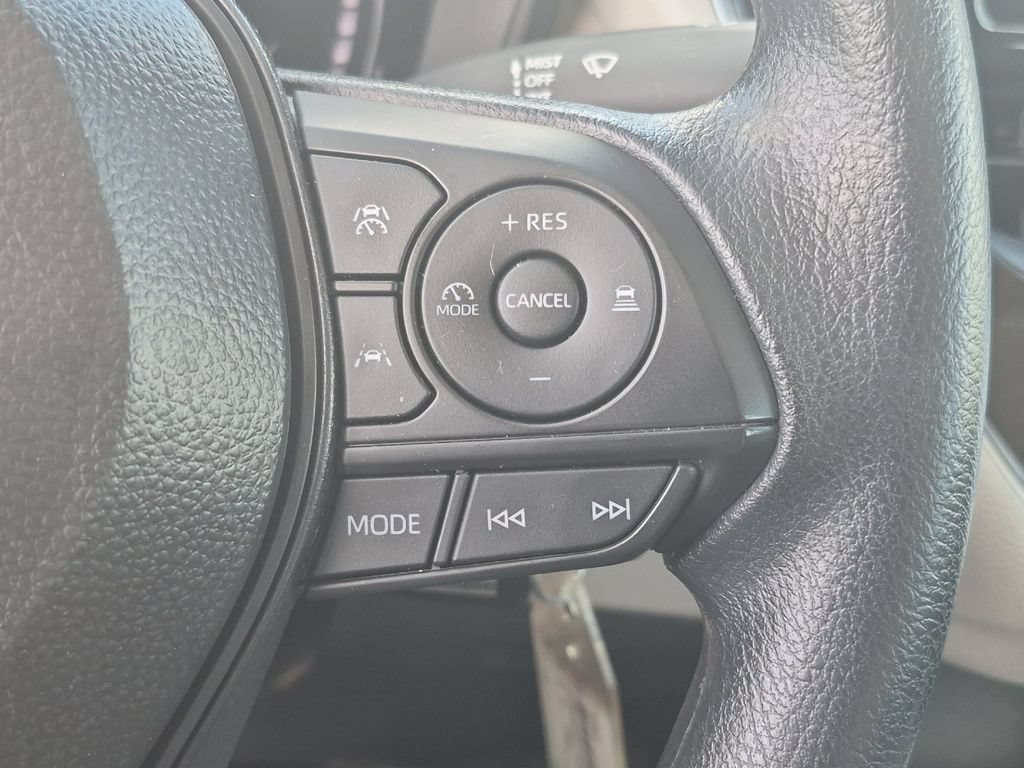 Used 2026 Toyota Corolla LE FWD image 23