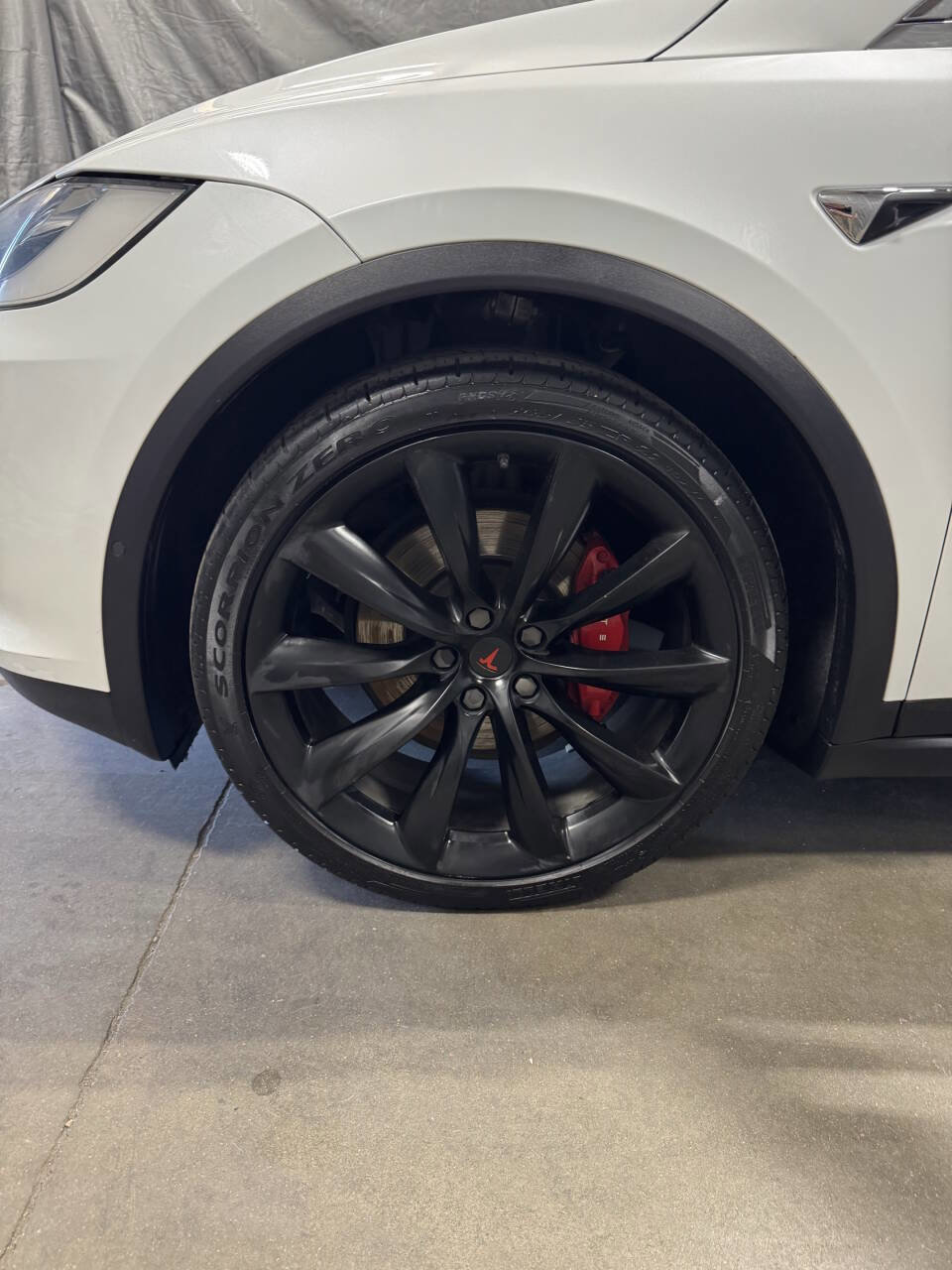 Used 2019 Tesla Model X Performance image 16