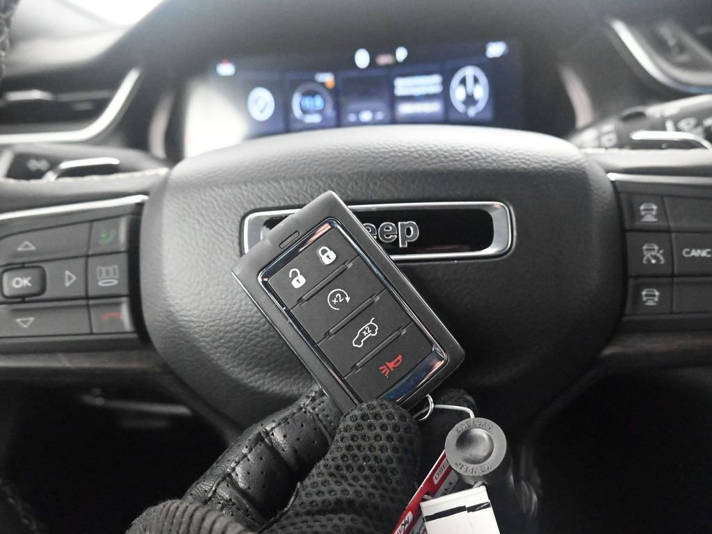 New 2025 Jeep Grand Cherokee L Limited image 29