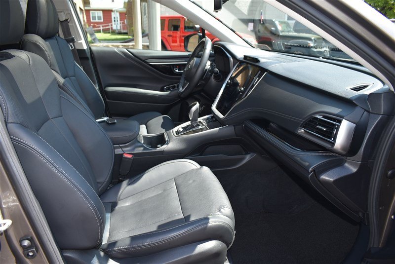Used 2022 Subaru Outback Limited AWD/4WD image 36