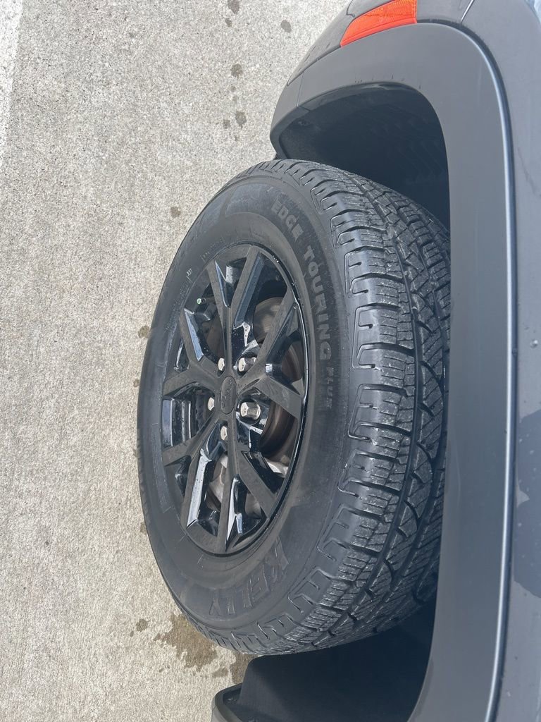 Used 2024 Jeep Grand Cherokee L Laredo image 24