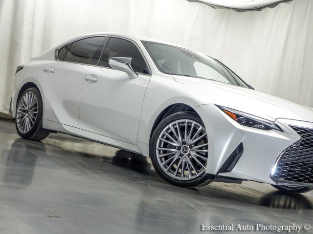 Used 2023 Lexus IS 300 AWD w/ Premium Package image 4