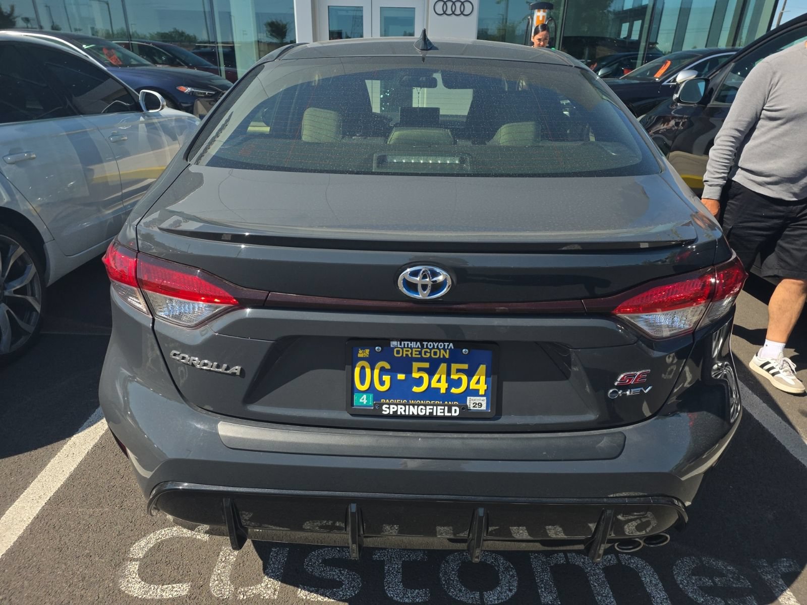 Used 2025 Toyota Corolla SE w/ SE Premium Package AWD/4WD image 7