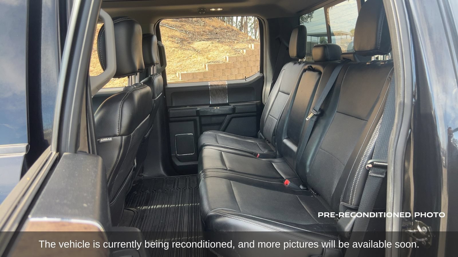 Used 2019 Ford F350 Lariat w/ Lariat Ultimate Package AWD/4WD image 12