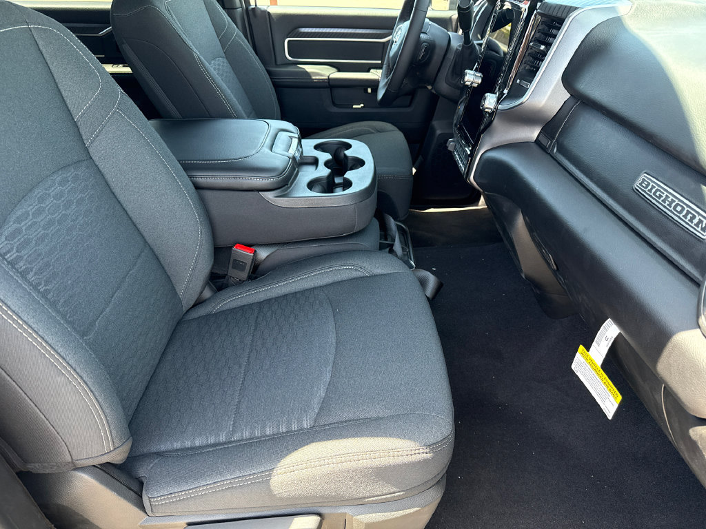 New 2026 RAM 2500 Big Horn AWD/4WD image 12