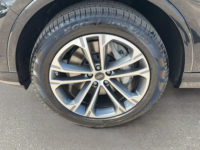New 2026 Audi Q7 2.0T Premium AWD/4WD image 40