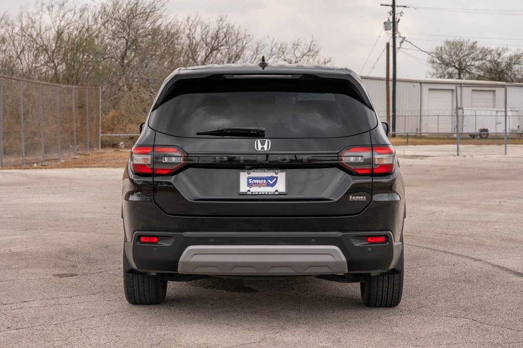 Used 2023 Honda Pilot EX-L image 6