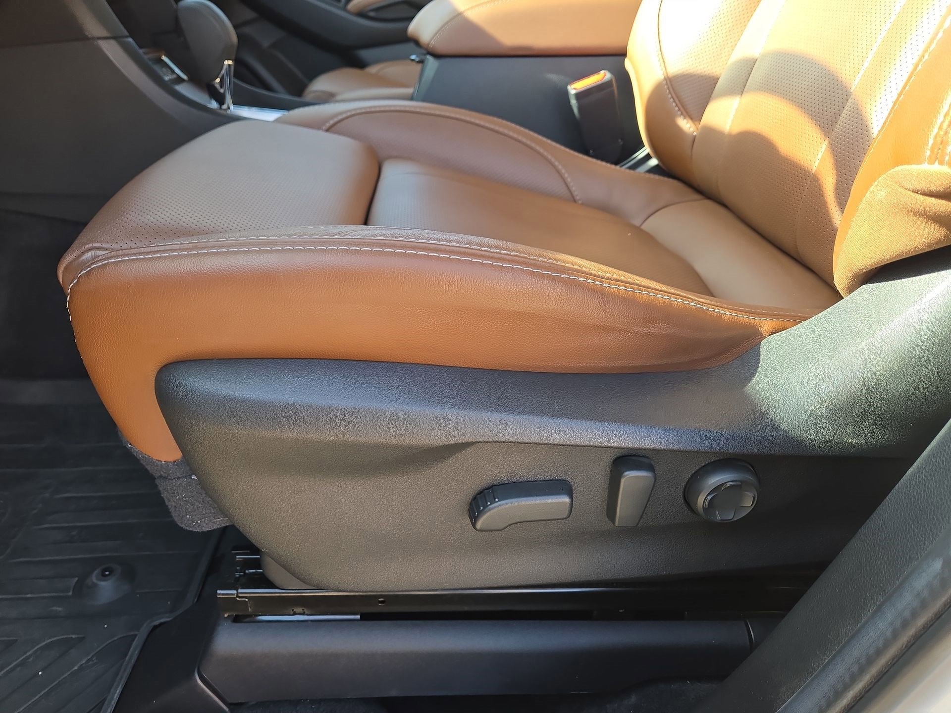 Used 2024 Subaru Ascent Touring image 17