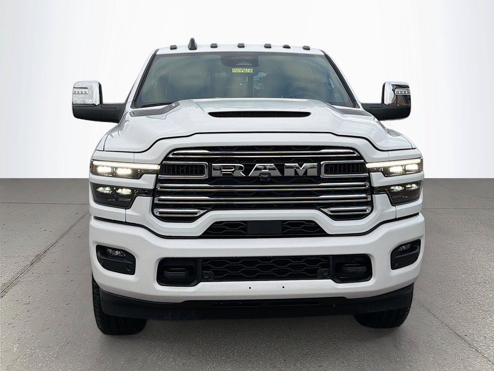 New 2026 RAM 2500 Laramie w/ Sport Appearance Package AWD/4WD image 9