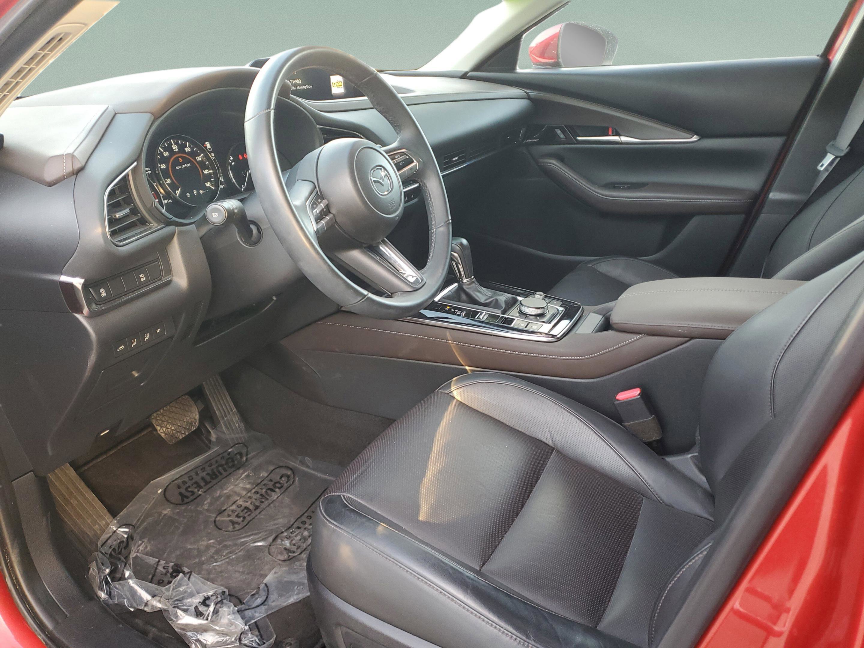 Used 2021 MAZDA CX-30 FWD 2.5 S w/ Premium Package image 16