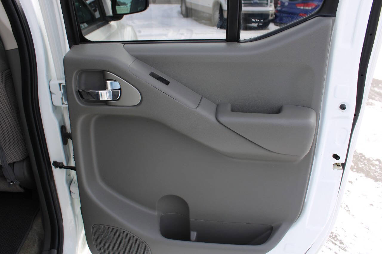 Used 2016 Nissan Frontier SV w/ SV Value Truck Package image 38