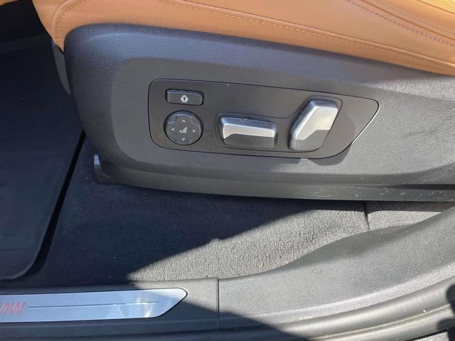Used 2023 BMW X5 xDrive45e w/ Executive Package AWD/4WD image 18