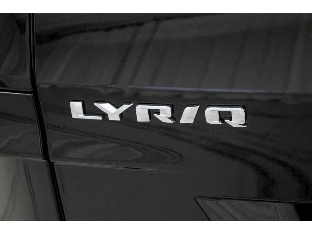 New 2026 Cadillac Lyriq V w/ Exterior Carbon Fiber Package image 38