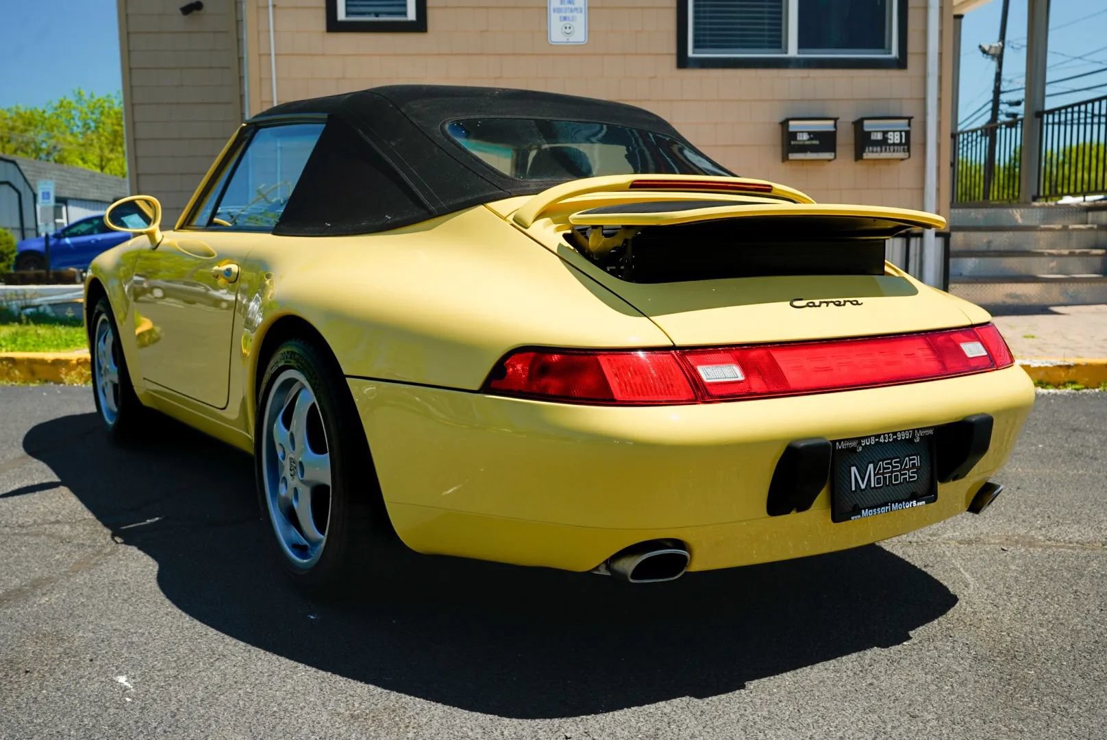 Used 1997 Porsche 911 Carrera RWD image 16