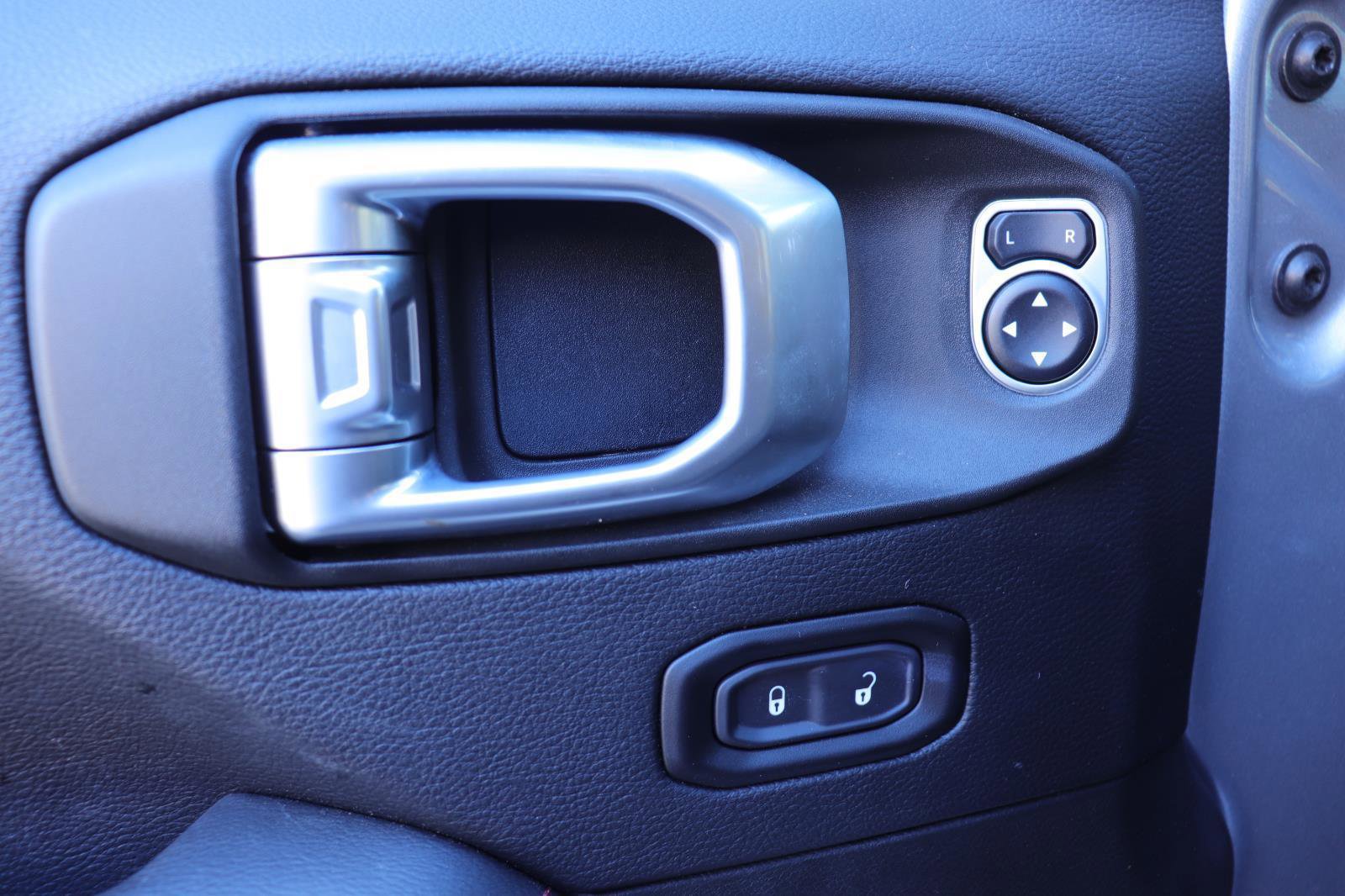 Used 2019 Jeep Wrangler Unlimited Rubicon image 22