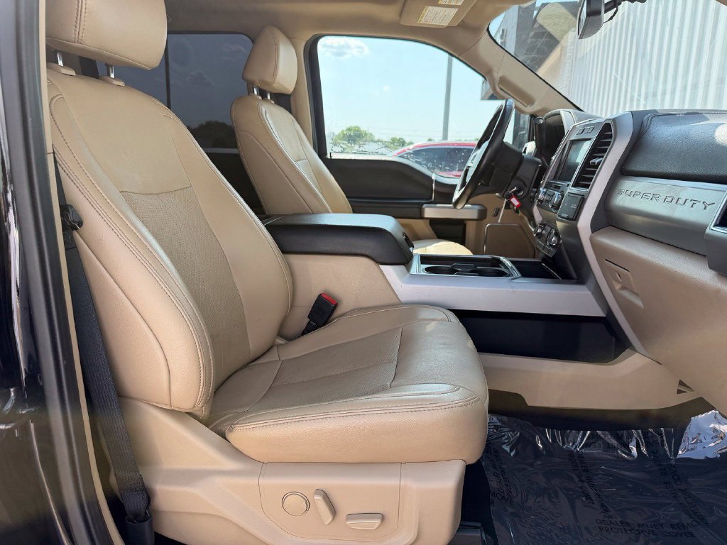 Used 2021 Ford F250 Lariat w/ FX4 Off-Road Package AWD/4WD image 28