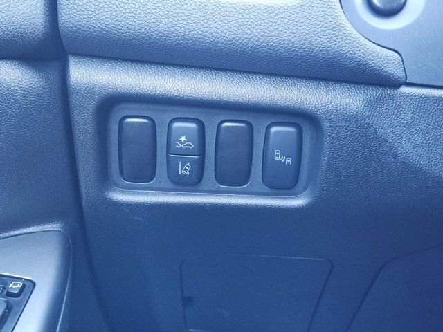 Used 2025 Mitsubishi Outlander Sport AWD image 23