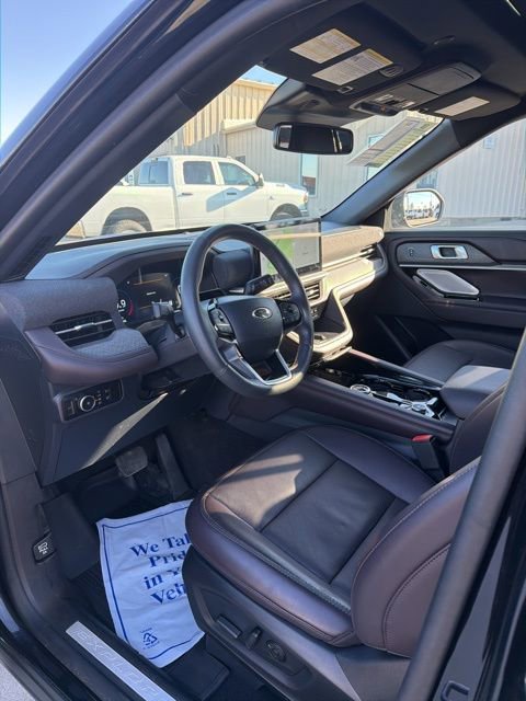 Used 2025 Ford Explorer Platinum image 13