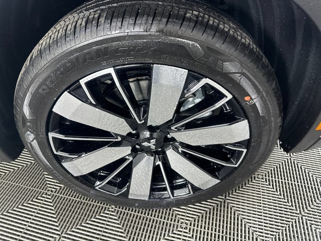 New 2026 Mitsubishi Outlander SE AWD/4WD image 13