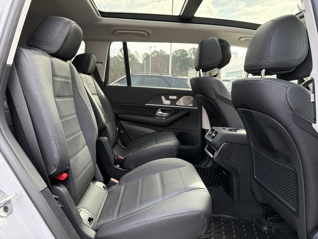 New 2026 Mercedes-Benz GLS 450 4MATIC image 19
