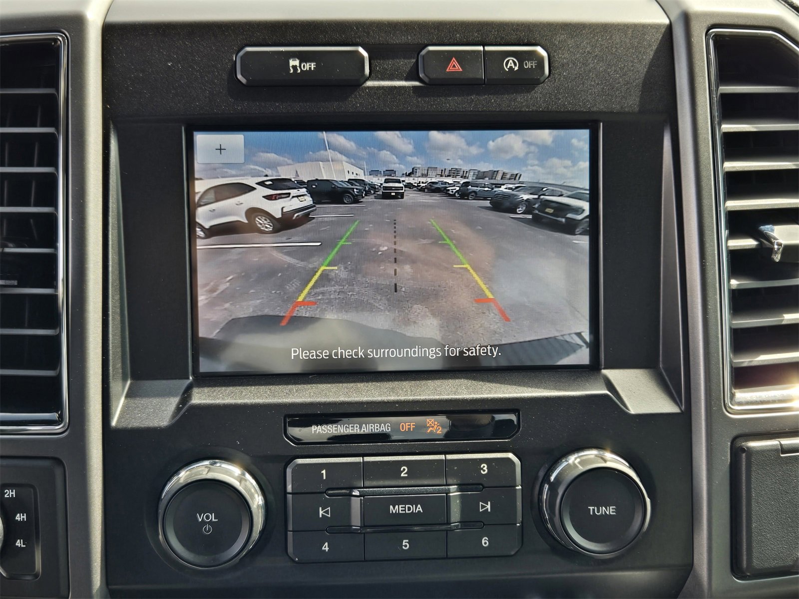 Used 2020 Ford F150 XLT image 16