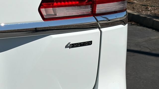 Used 2023 Volkswagen Atlas SE w/ Panoramic Sunroof Package AWD/4WD image 11