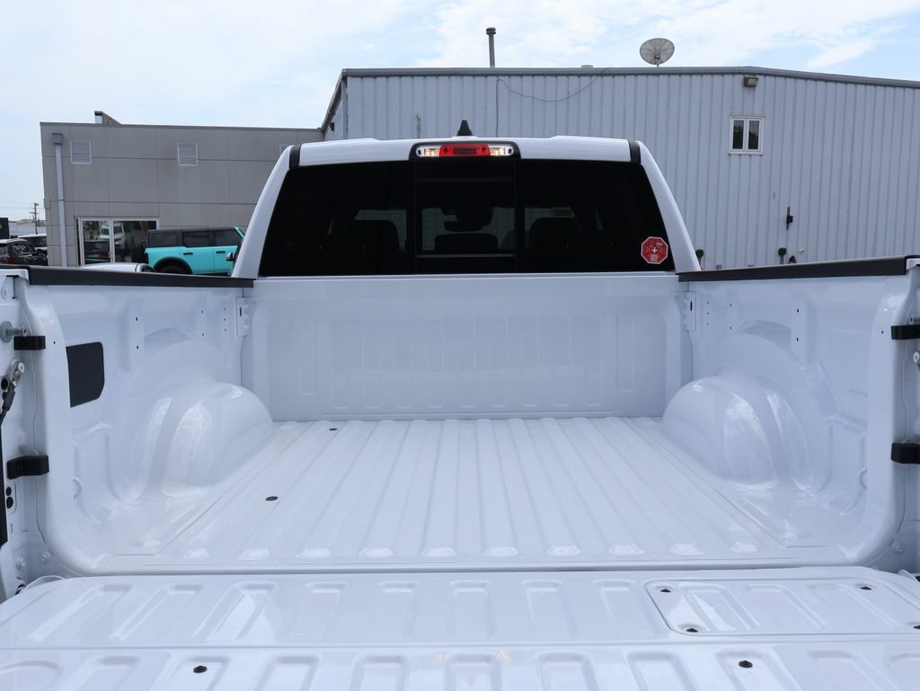 New 2026 RAM 1500 Laramie w/ Night Edition AWD/4WD image 13