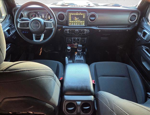 Used 2022 Jeep Wrangler Unlimited Rubicon 4xe image 17