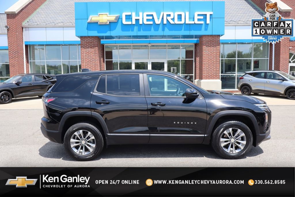 Used 2025 Chevrolet Equinox LT FWD image 1