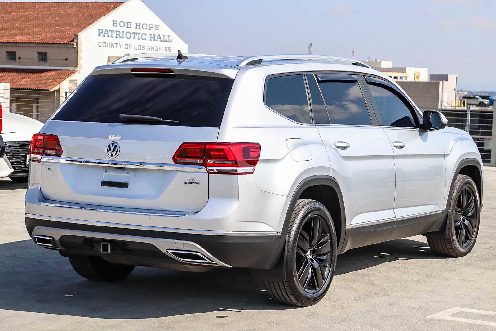 Used 2019 Volkswagen Atlas SEL image 4