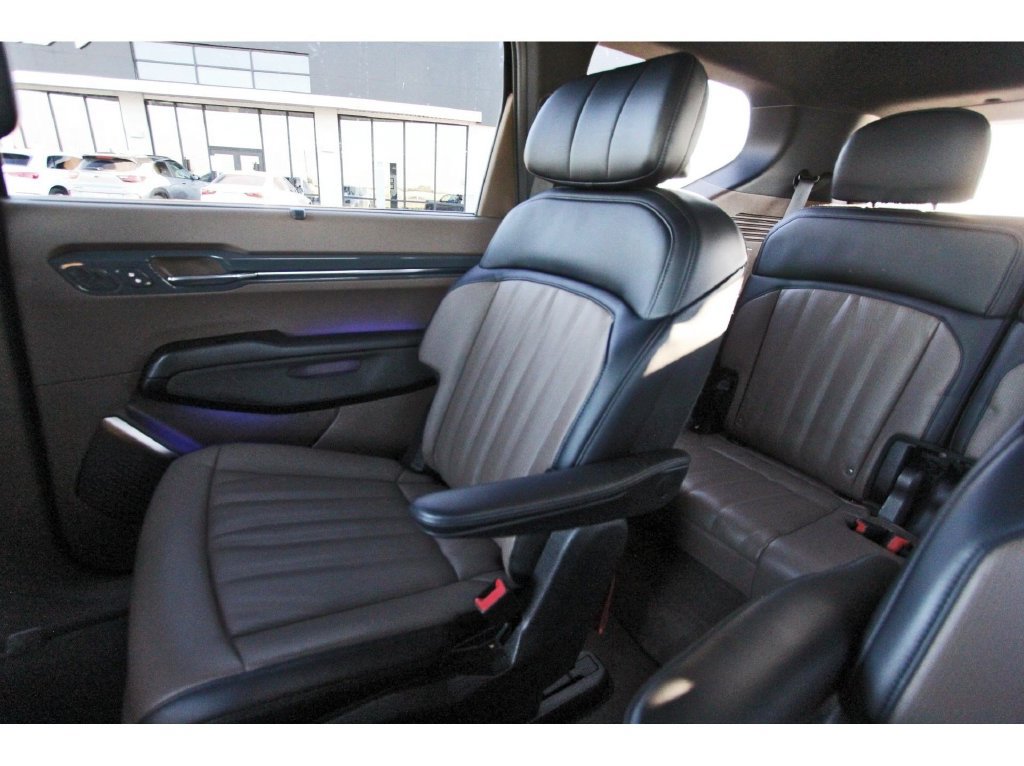 Used 2024 Kia EV9 GT-Line AWD/4WD image 12