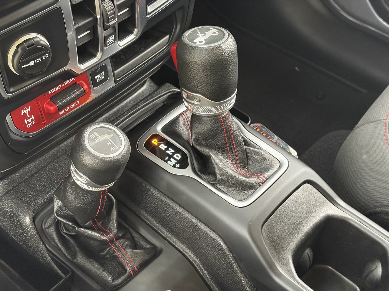 Used 2019 Jeep Wrangler Unlimited Rubicon w/ Safety Group AWD/4WD image 30