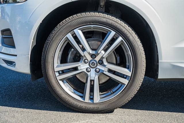 Used 2021 Volvo XC60 T5 Momentum w/ Advanced Package image 18