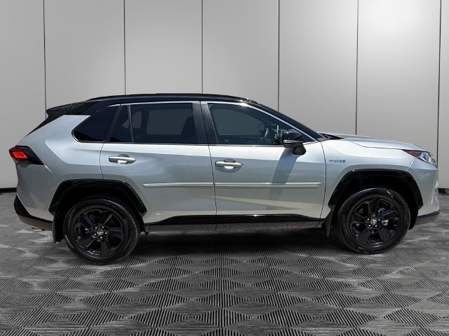 Used 2021 Toyota RAV4 XSE AWD/4WD image 6