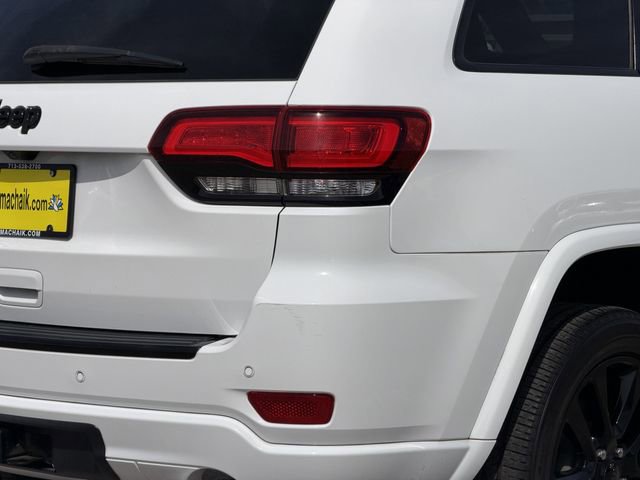 Used 2017 Jeep Grand Cherokee Altitude image 7
