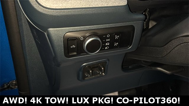 New 2025 Ford Maverick XLT w/ XLT Luxury Package image 8