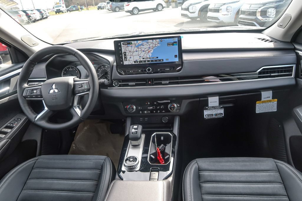 New 2026 Mitsubishi Outlander SE AWD/4WD image 16