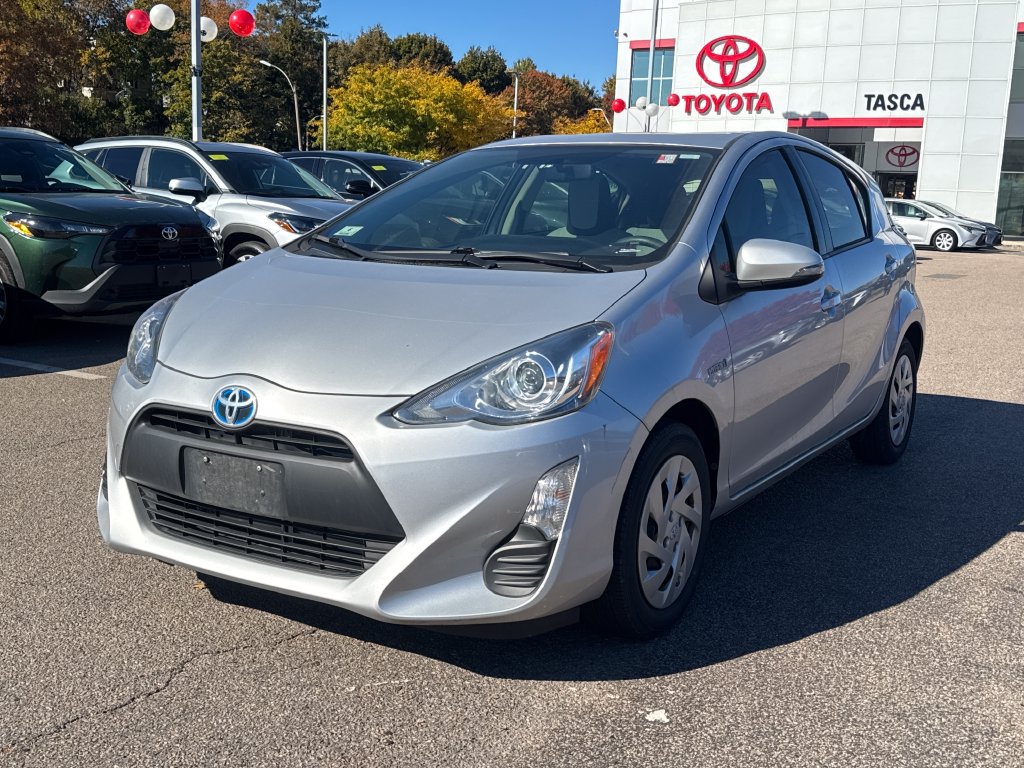 Used 2016 Toyota Prius C One FWD image 3