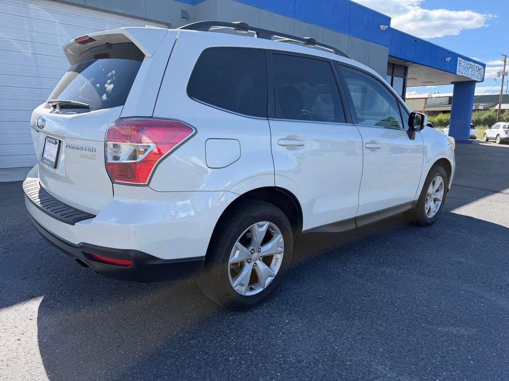 Used 2016 Subaru Forester 2.5i Limited AWD/4WD image 4