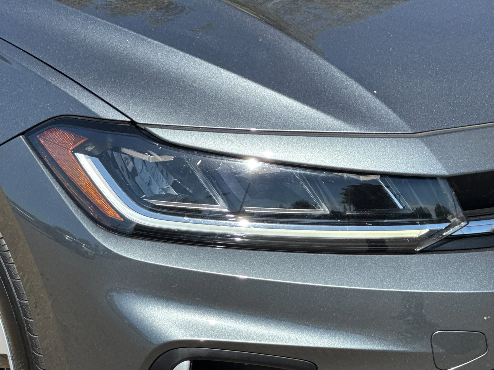 Used 2025 Volkswagen Jetta SE FWD image 35