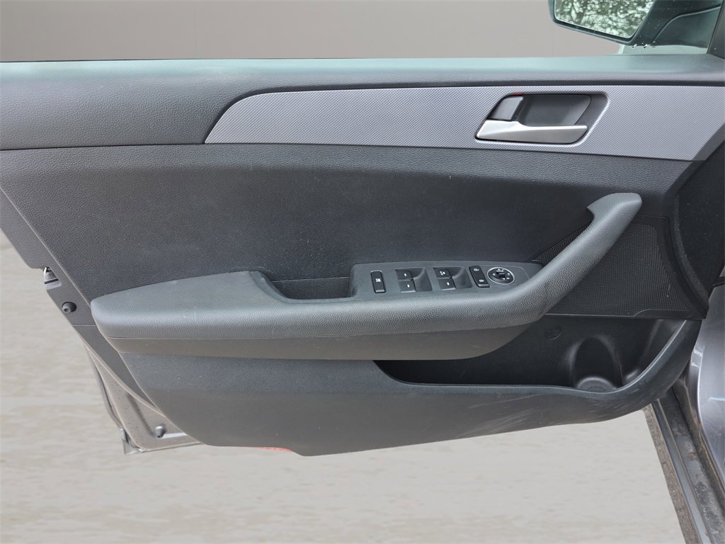 Used 2018 Hyundai Sonata SE image 26