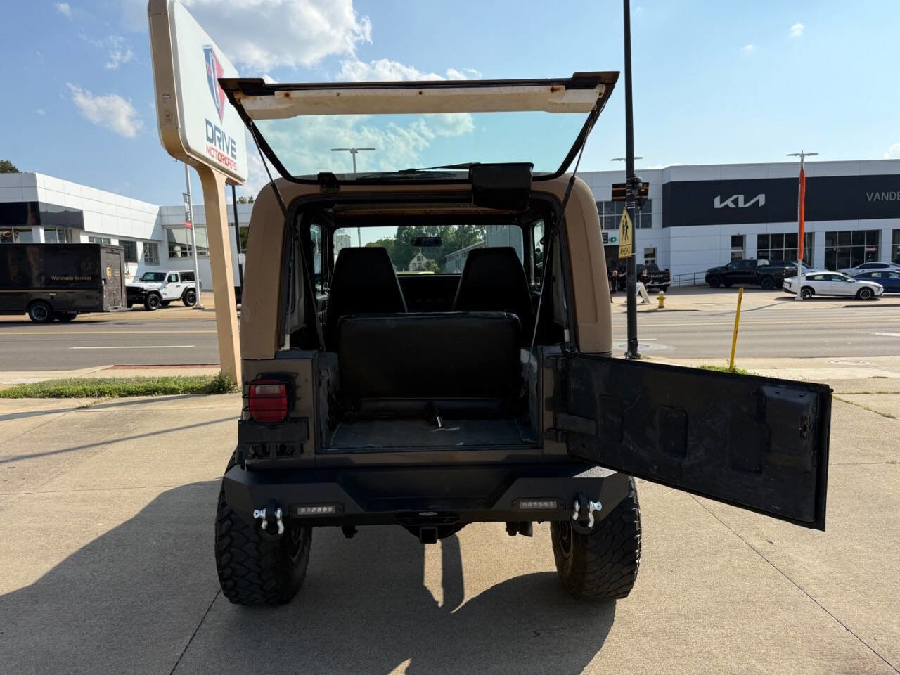 Used 1995 Jeep Wrangler Rio Grande image 26