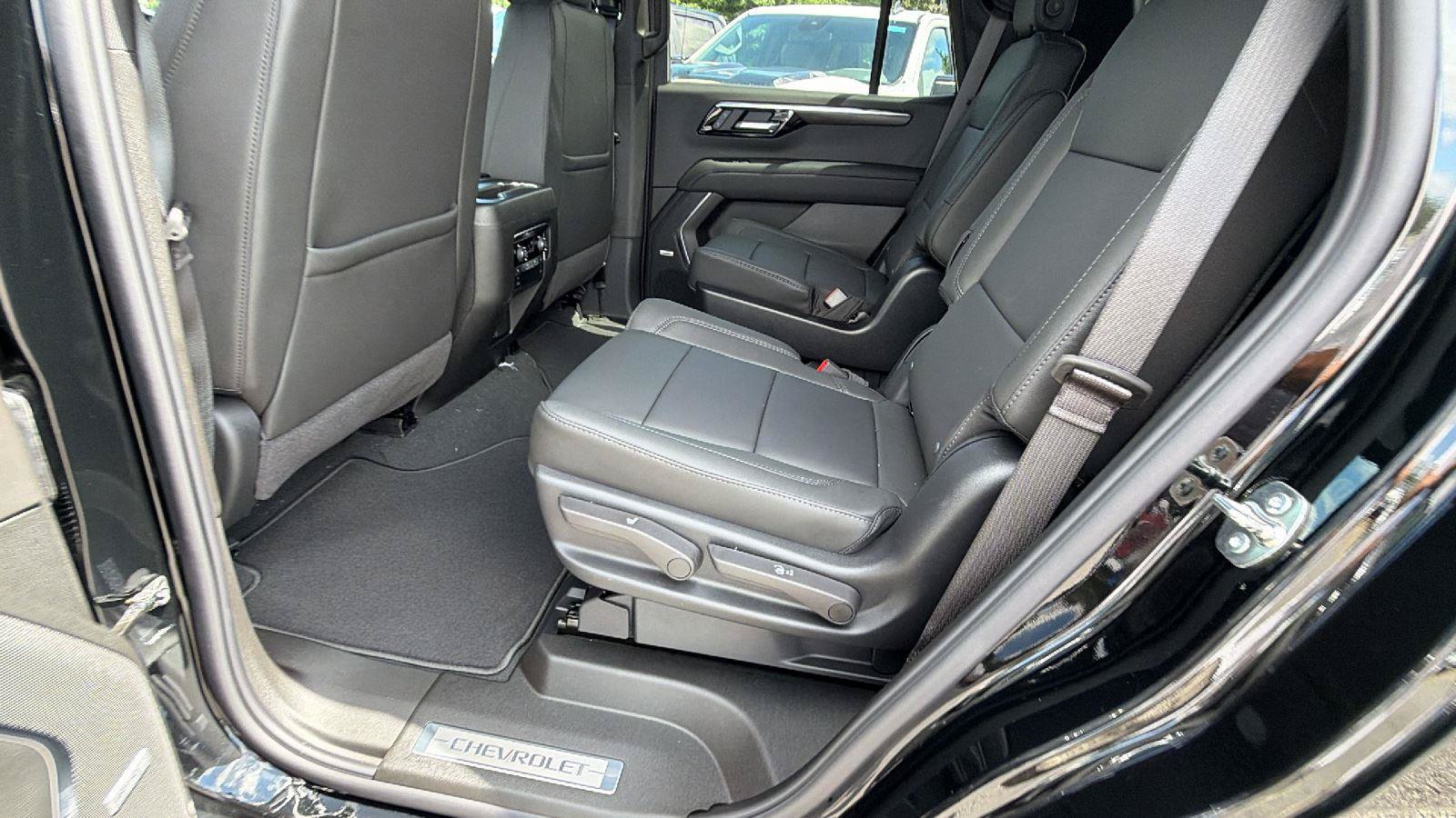 New 2026 Chevrolet Tahoe LT w/ Comfort Package AWD/4WD image 16