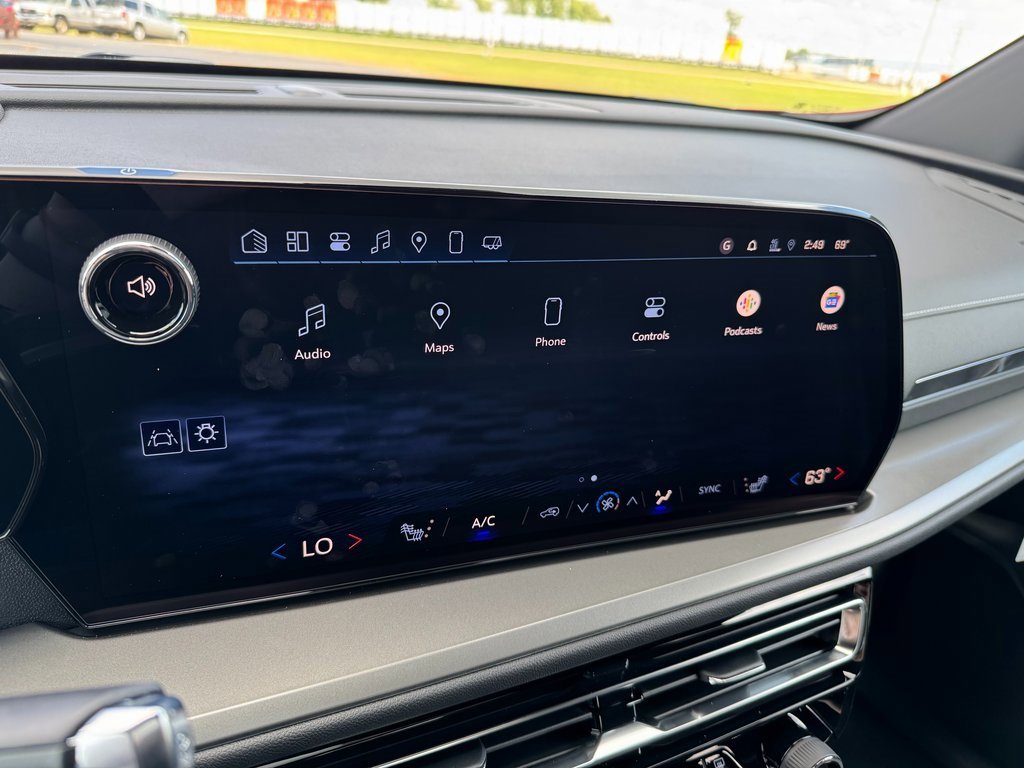 New 2025 Chevrolet Traverse LT image 21