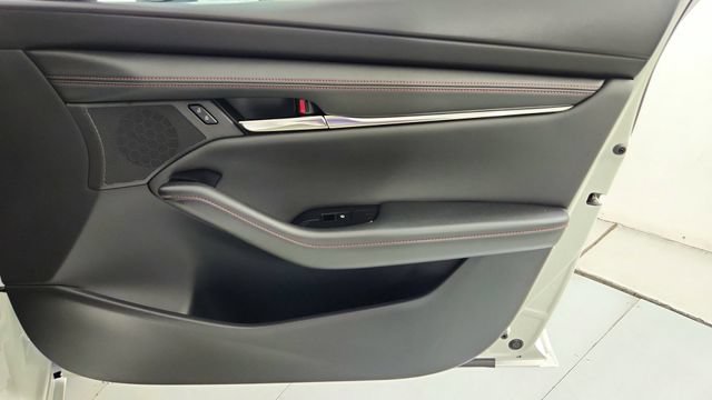 New 2026 MAZDA MAZDA3 Carbon AWD/4WD image 33