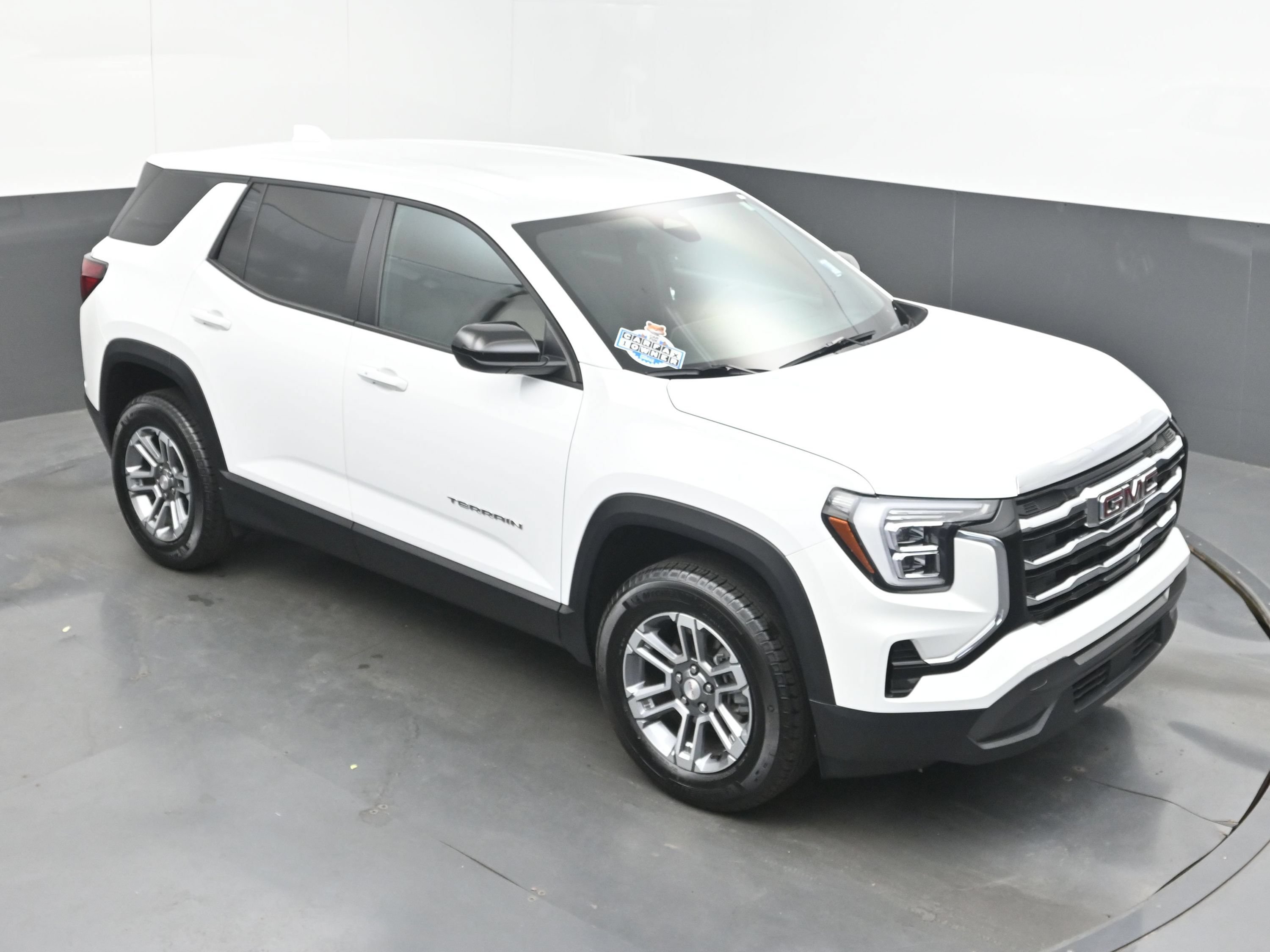 Used 2026 GMC Terrain Elevation FWD image 36