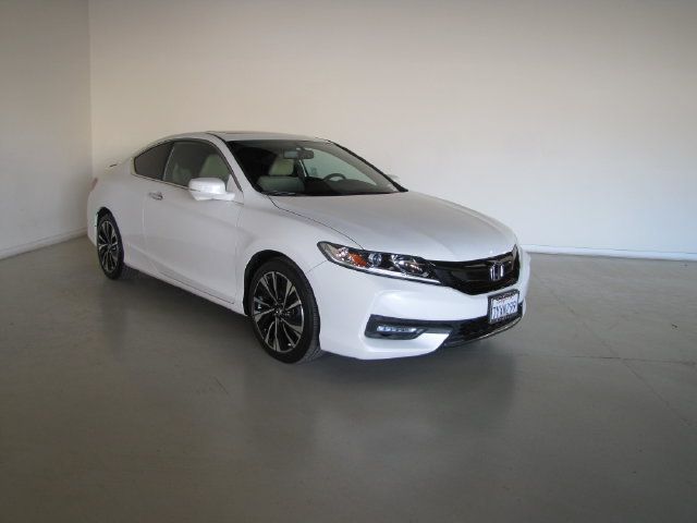 Certified 2017 Honda Accord EX-L image 26