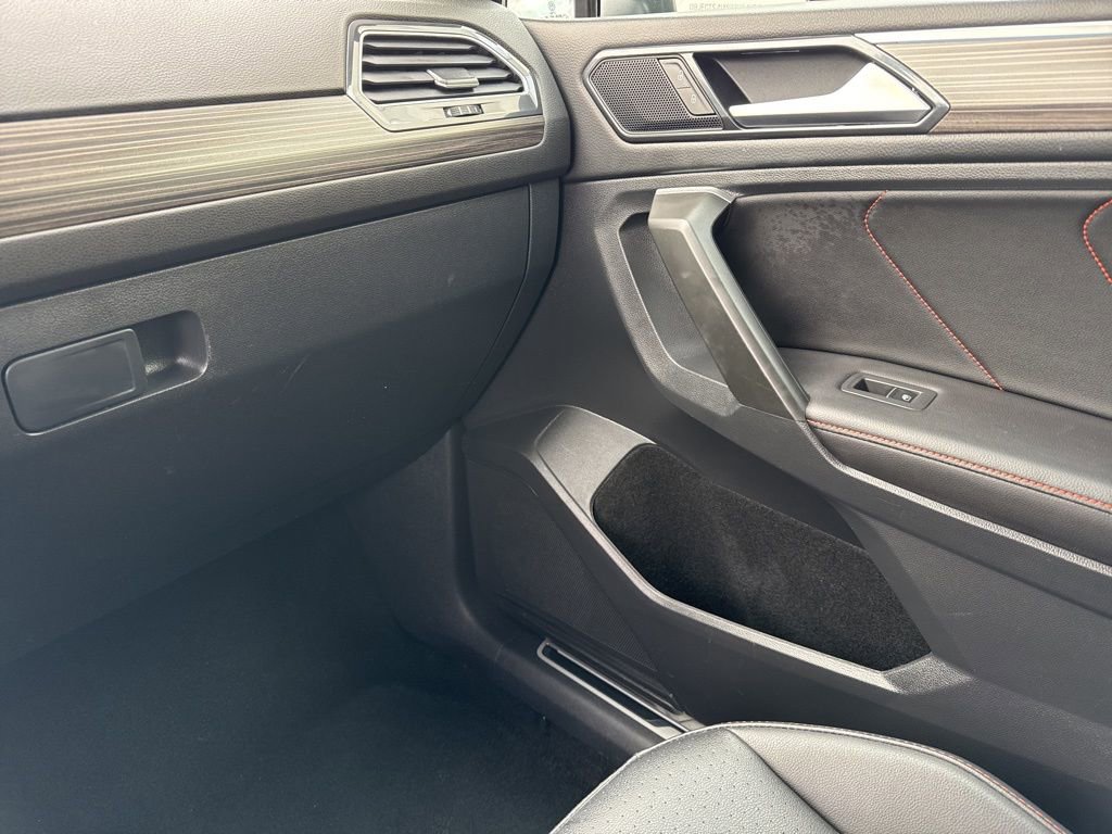 Certified 2024 Volkswagen Tiguan Wolfsburg Edition image 30