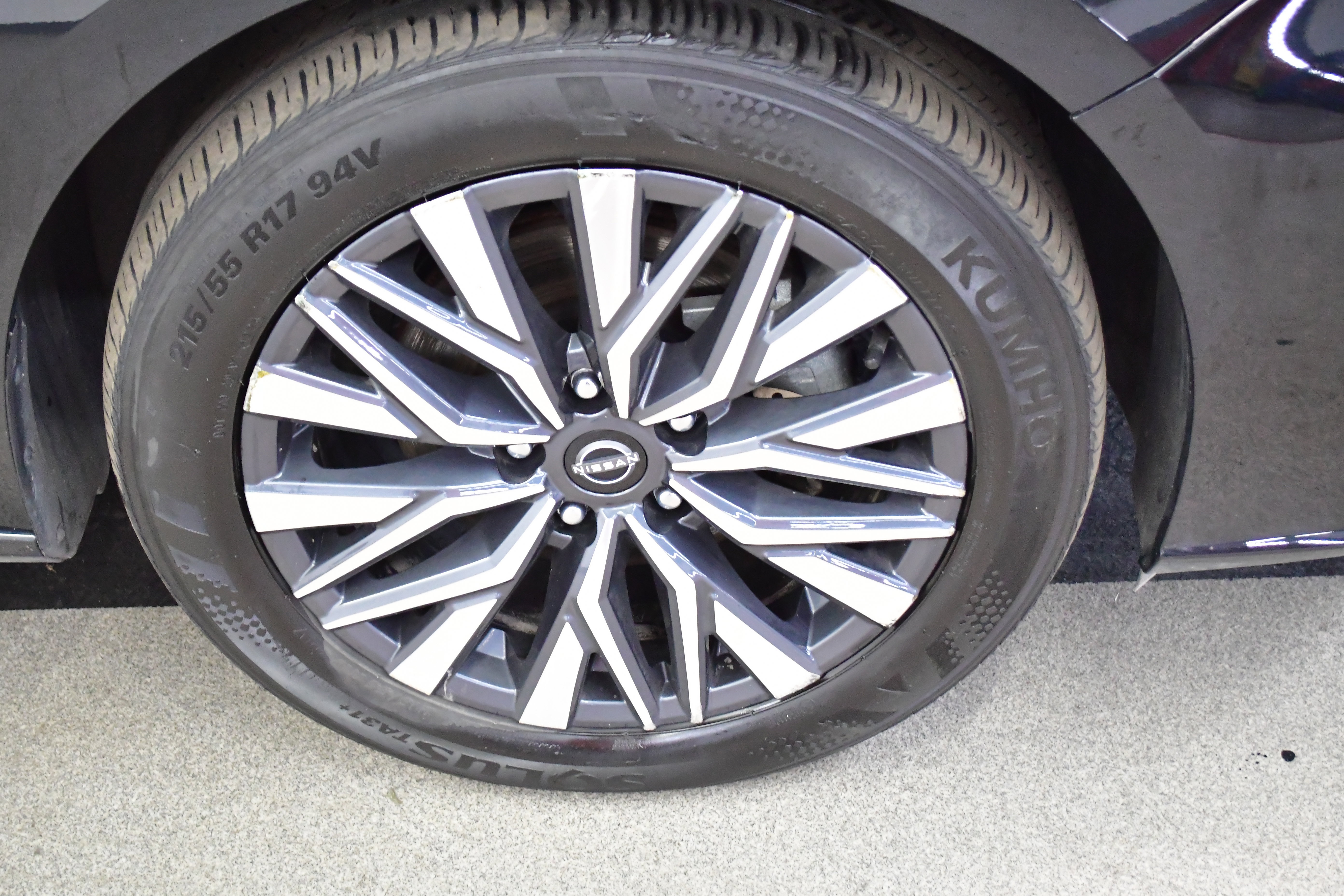 Used 2025 Nissan Altima 2.5 SV FWD image 28