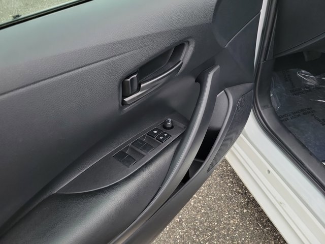 Used 2024 Toyota Corolla LE FWD image 15